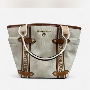 PURSE SALELIMITED TIME! Michael Kors Cream and Brown Tote Bag